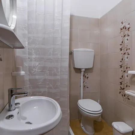 A Casa Di Gio - Murphy Holiday 3* لا ماداّلينا